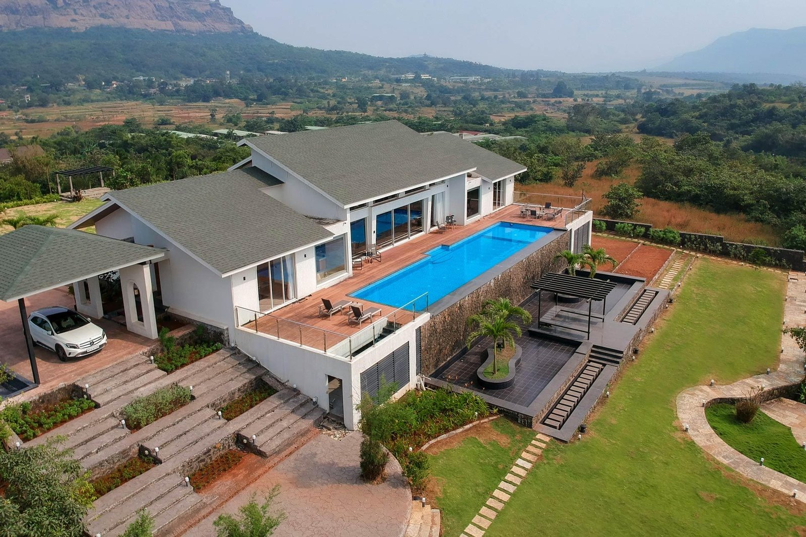 Unnati Aaranyam Estate